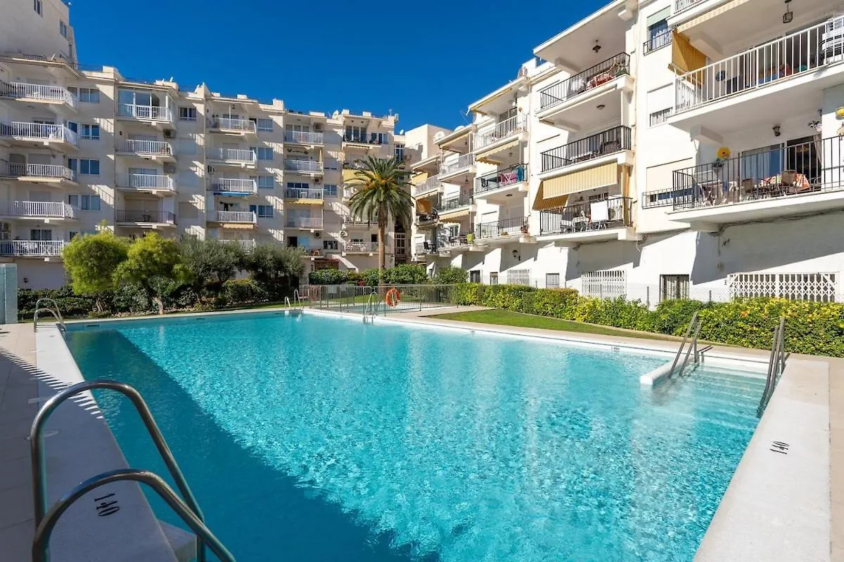 Coronado Perla Nerja 0*,
